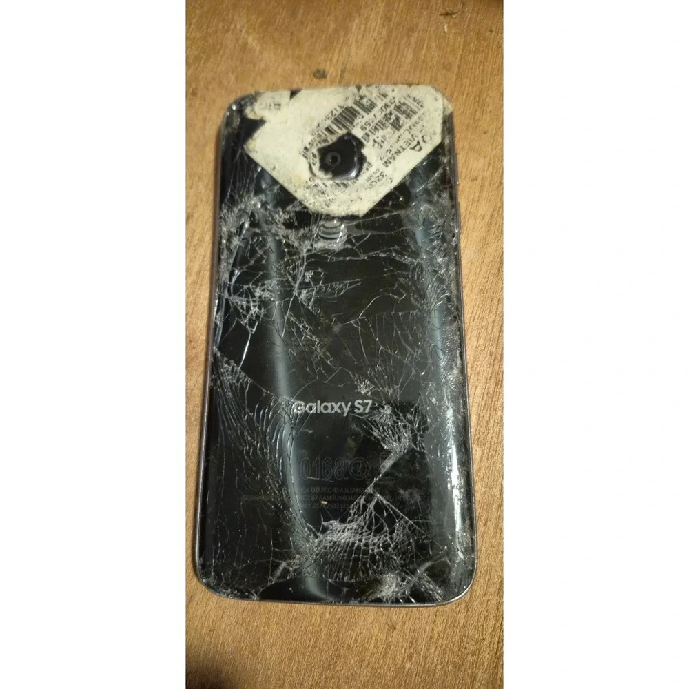 LOT OF 6 PHONES + 1 TABLET – PARTS ONLY Samsung Galaxy S / S5 / S7 /